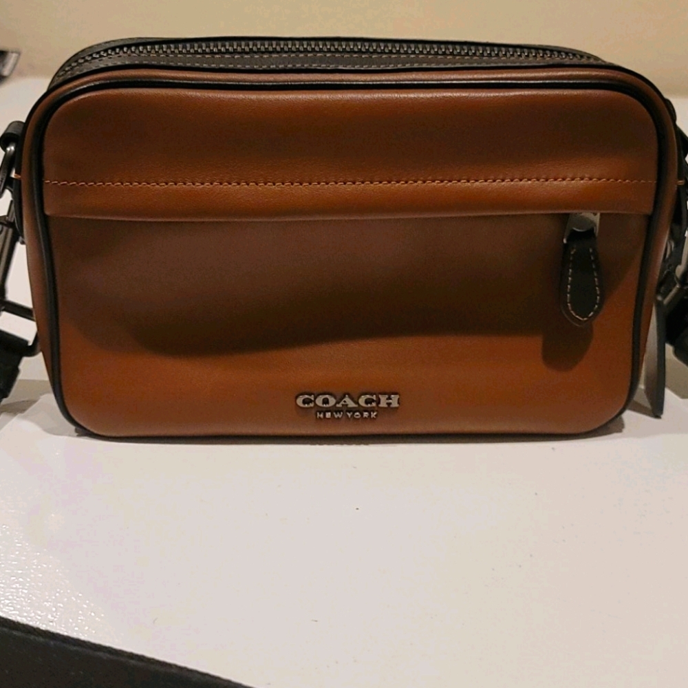 NWOT Coach Unisex Brown Camera Bag